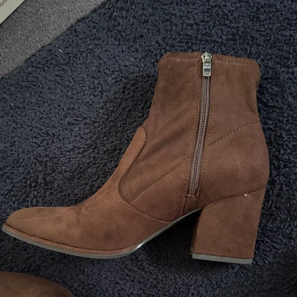 Marc Fisher Rich Brown faux Suede Heeled Boots - Picture 4 of 7